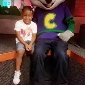 Meet your Posher, Cassandra-ivy